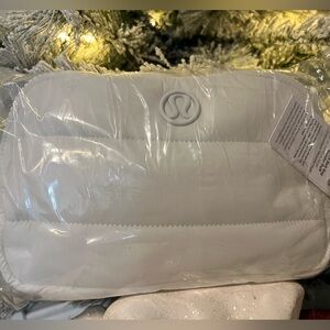 NWT 🍋 Lululemon Wunder Puff Everywhere Belt Bag  2L